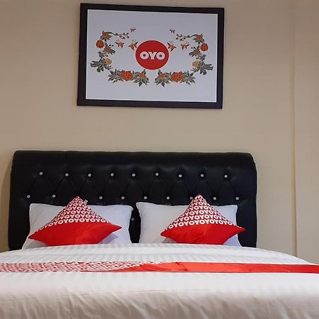 Oyo 1053 Angelyn Home Stay Μεντάν Εξωτερικό φωτογραφία