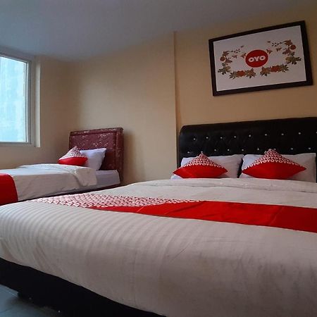 Oyo 1053 Angelyn Home Stay Μεντάν Εξωτερικό φωτογραφία