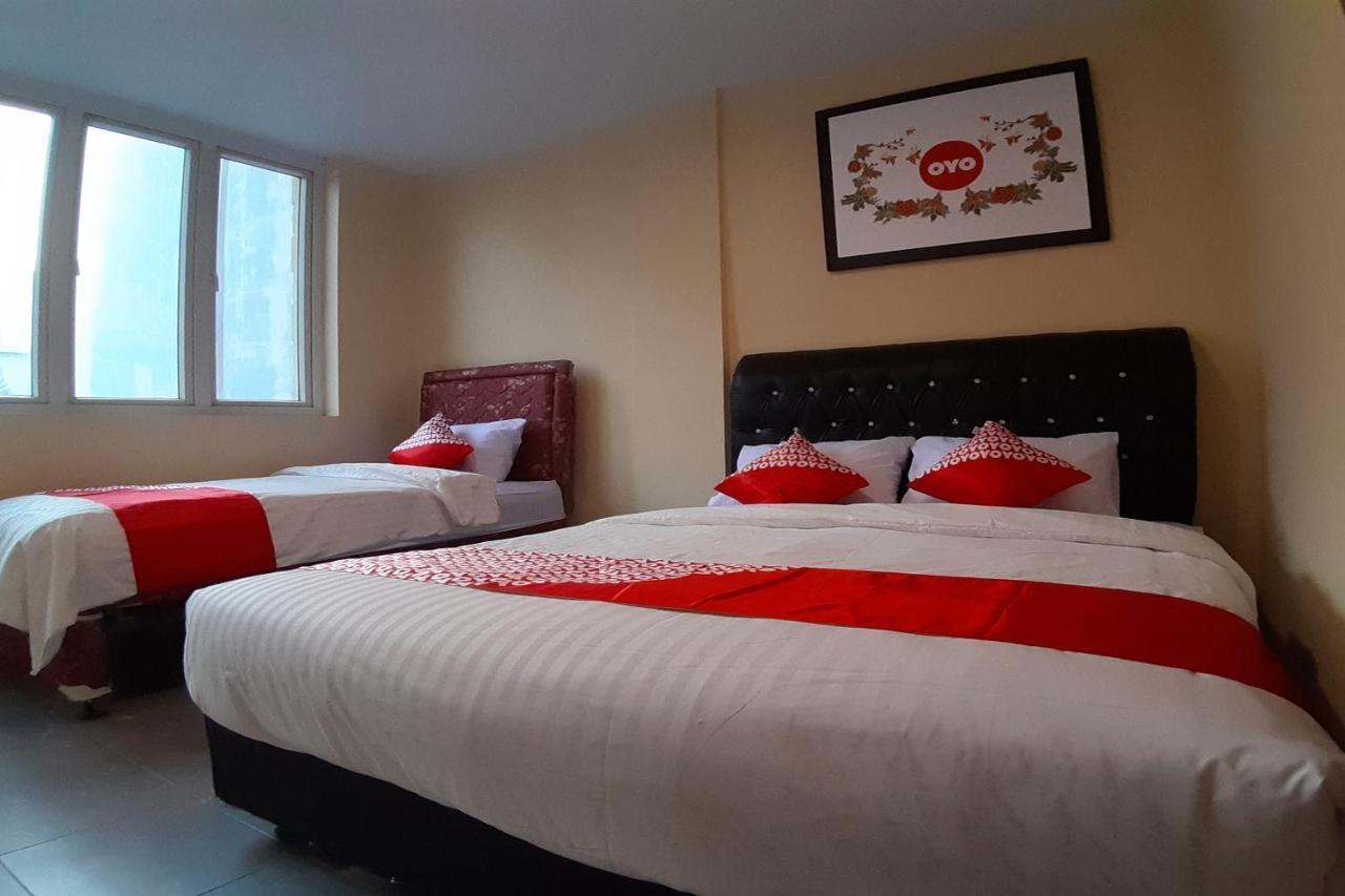 Oyo 1053 Angelyn Home Stay Μεντάν Εξωτερικό φωτογραφία