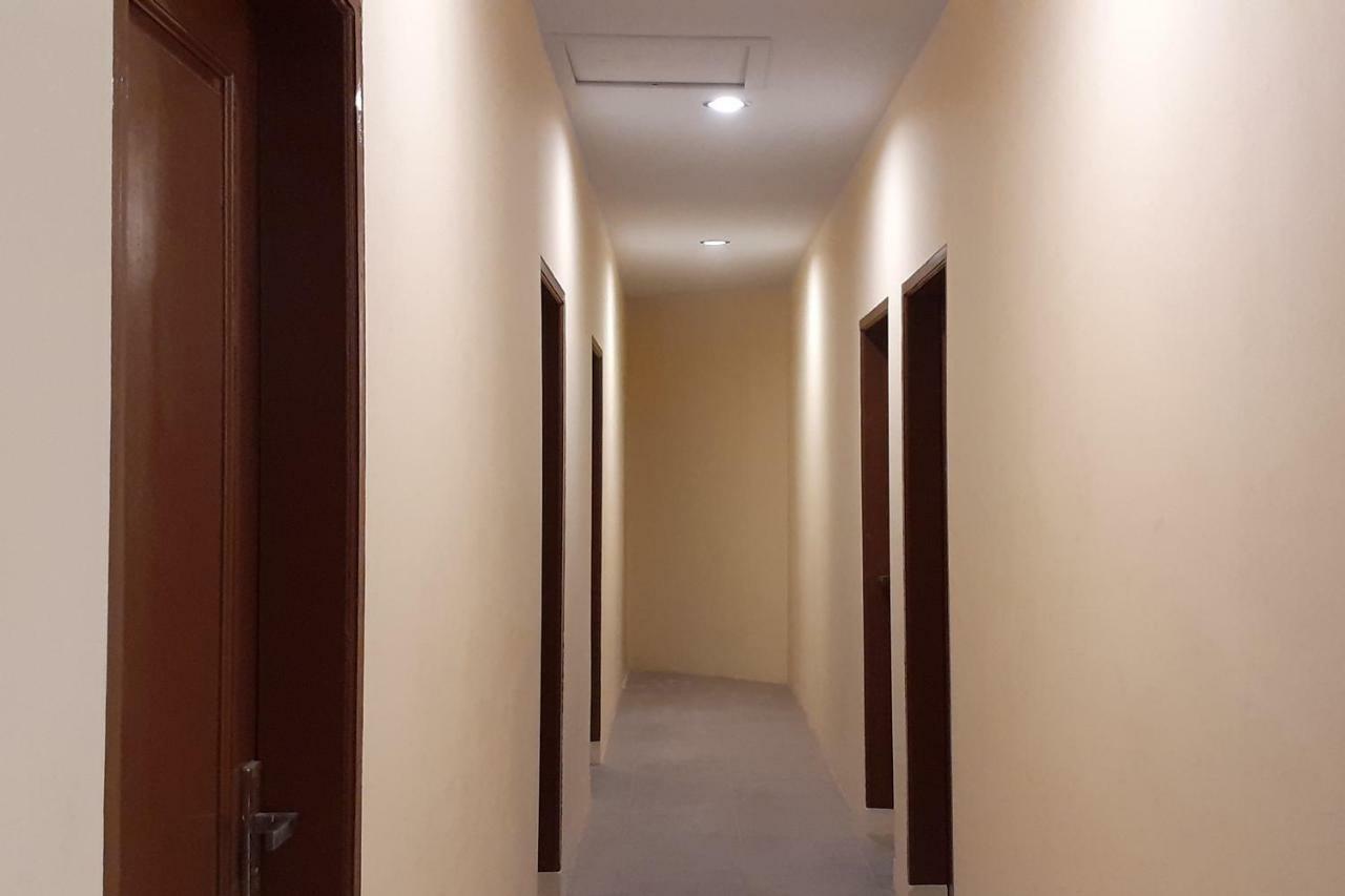 Oyo 1053 Angelyn Home Stay Μεντάν Εξωτερικό φωτογραφία